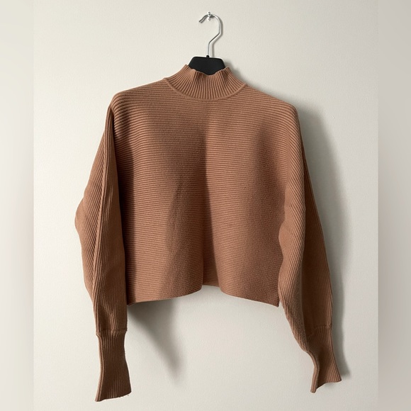 Zara Camel Mockneck Sweater - Picture 1 of 2